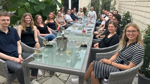 Erfolgreiche Mitarbeiterschulung bei FALK