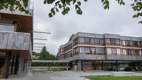 Bald Neues aus Karlsruhe!